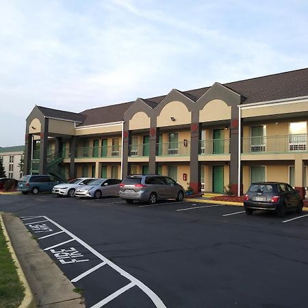 ซูเปอร์ 8 บาย วินด์แฮม สตาฟฟอร์ด Hotel สแตฟฟอร์ด ภายนอก รูปภาพ